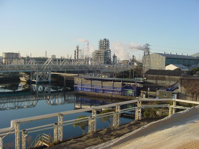 京浜工業地帯の風景